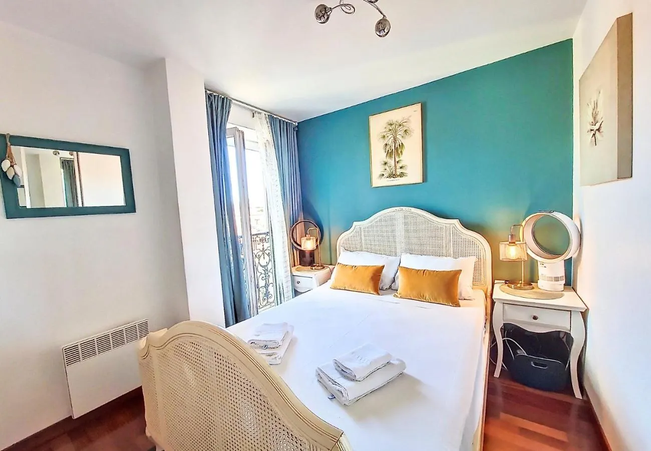 Nestor&Jeeves - Chaise Bleue - Central - Near Beach Nice Apartment